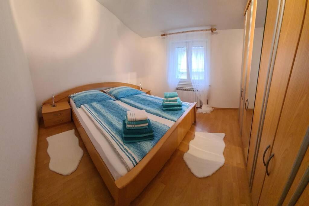 Mitros Apartment Malinska Buitenkant foto